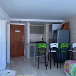 Aparta-Estudio Con Vista Al Mar, Edificio Nuevo Conquistador